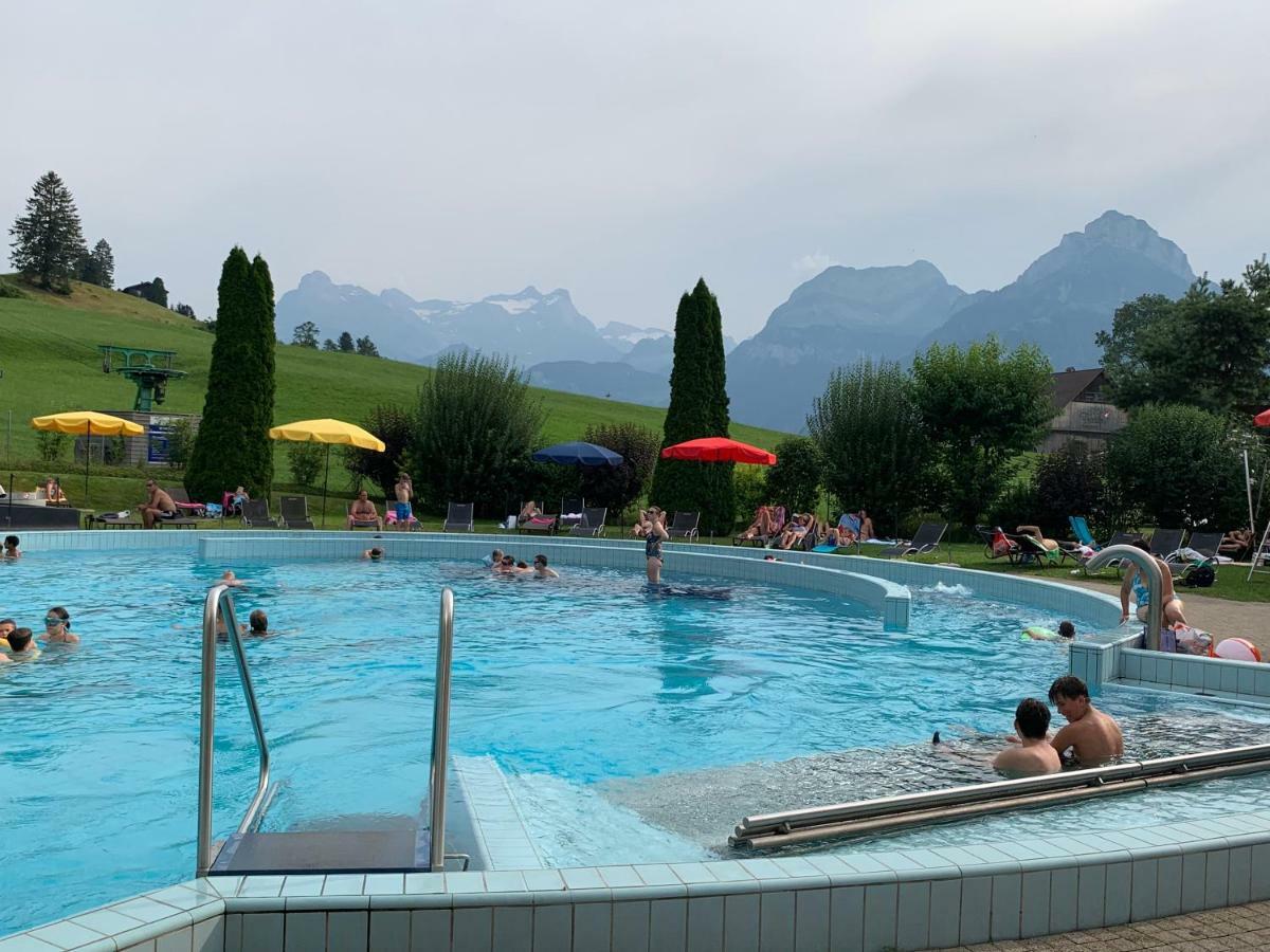 Priv. Apartment Bei Swiss Holiday Park Morschach Eksteriør billede